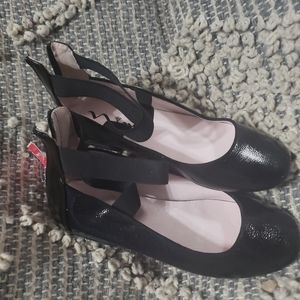 Nina size 3 black flats still new